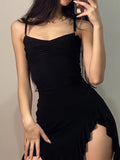 Robe Noire Courte
