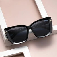 Glam Aura – Lunettes Oversize Élégance Luxe