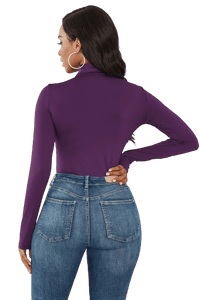 Pull en maille de couleur violet Pull en maille de couleur violet
